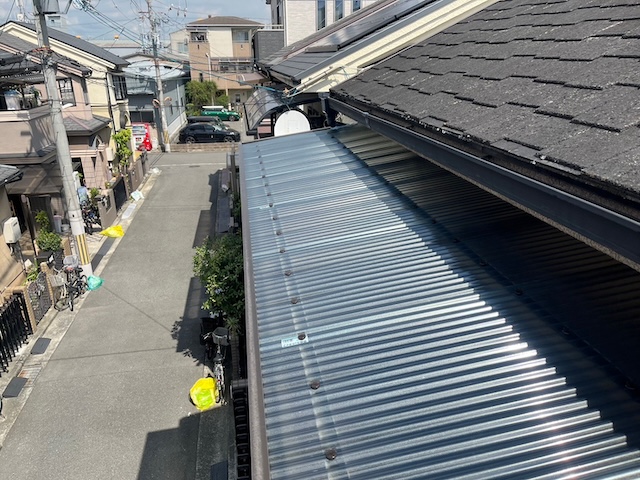 波板交換前・別角度